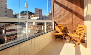 Apê Área Central c/ Churrasqueira, Varanda e Suíte