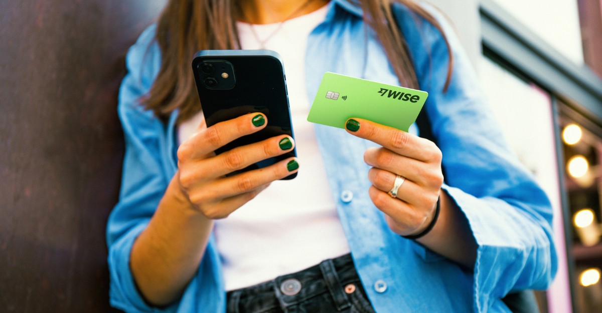Conta global Wise faz mudanças nas tarifas de saque