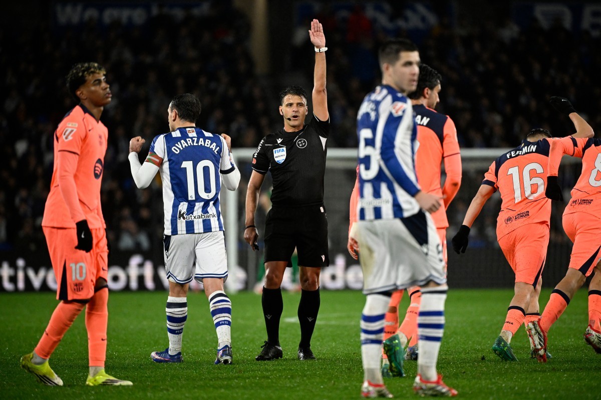 VAR em escanteios e contagem regressiva em laterais e tiros de meta: veja novas regras a partir da Copa do Mundo