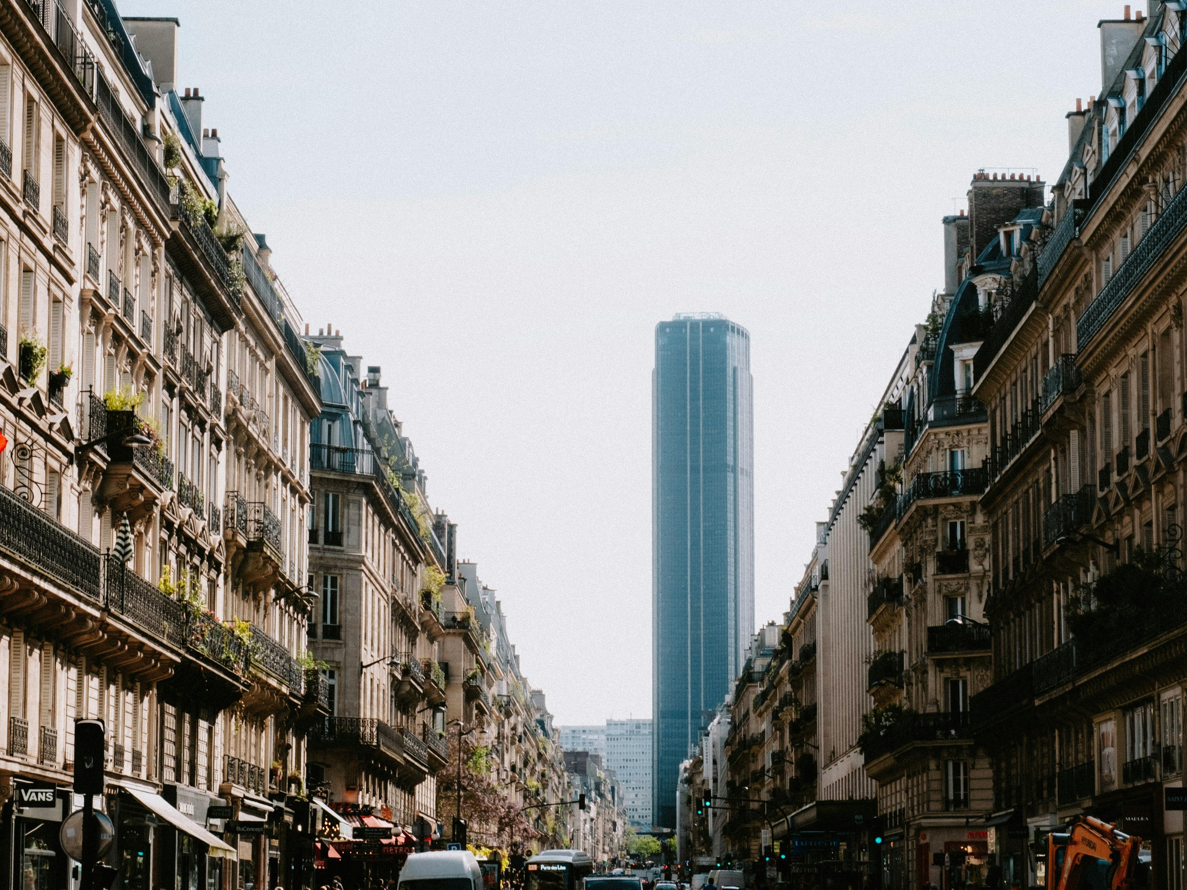 Paris: “edifício mais odiado” da capital francesa vai passar por reformas