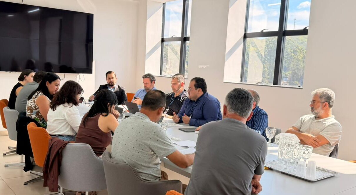 Prefeitura propõe reajuste de 4,5% aos servidores e aumenta vale-alimentação em quase 9%