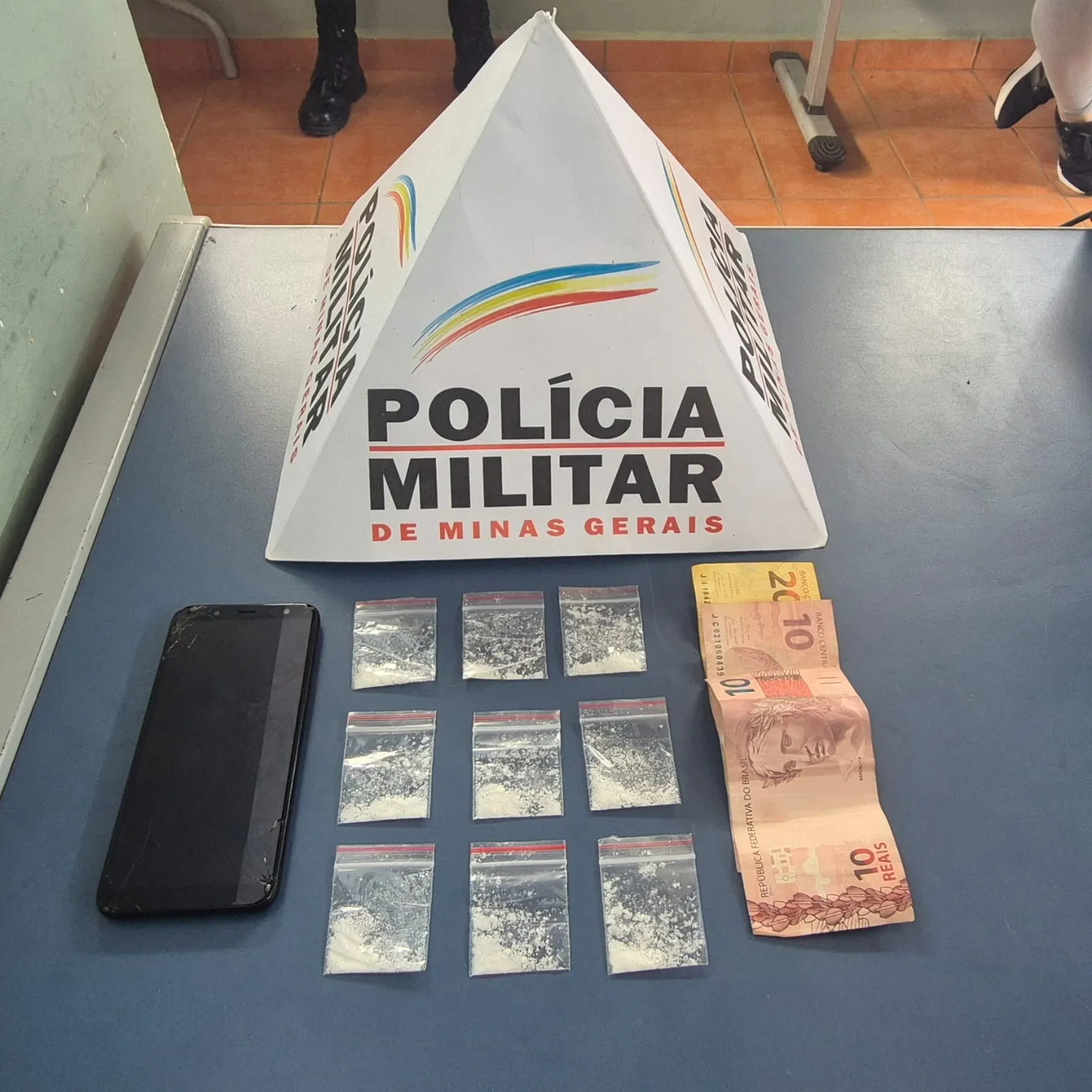 Adolescente de 16 anos é apreendido por tráfico no bairro São José