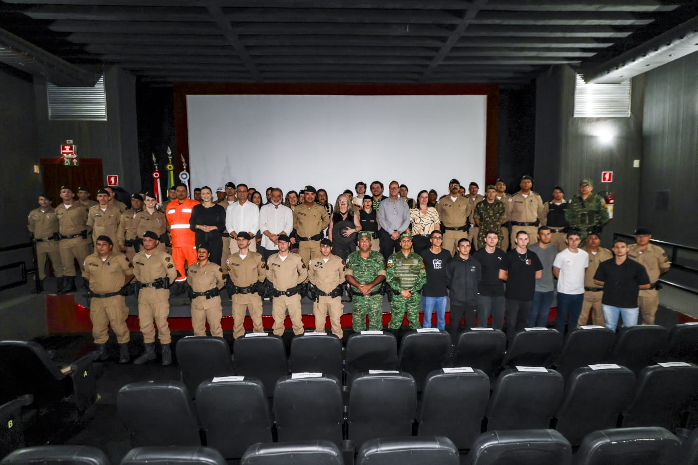 Lançamento do documentário institucional da PMMG reúne autoridades em São Lourenço