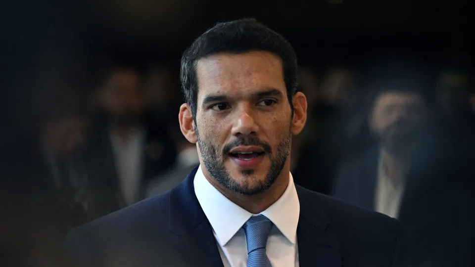 Presidente da CBF diz que Neymar na Copa será decisão '100% de Ancelotti'