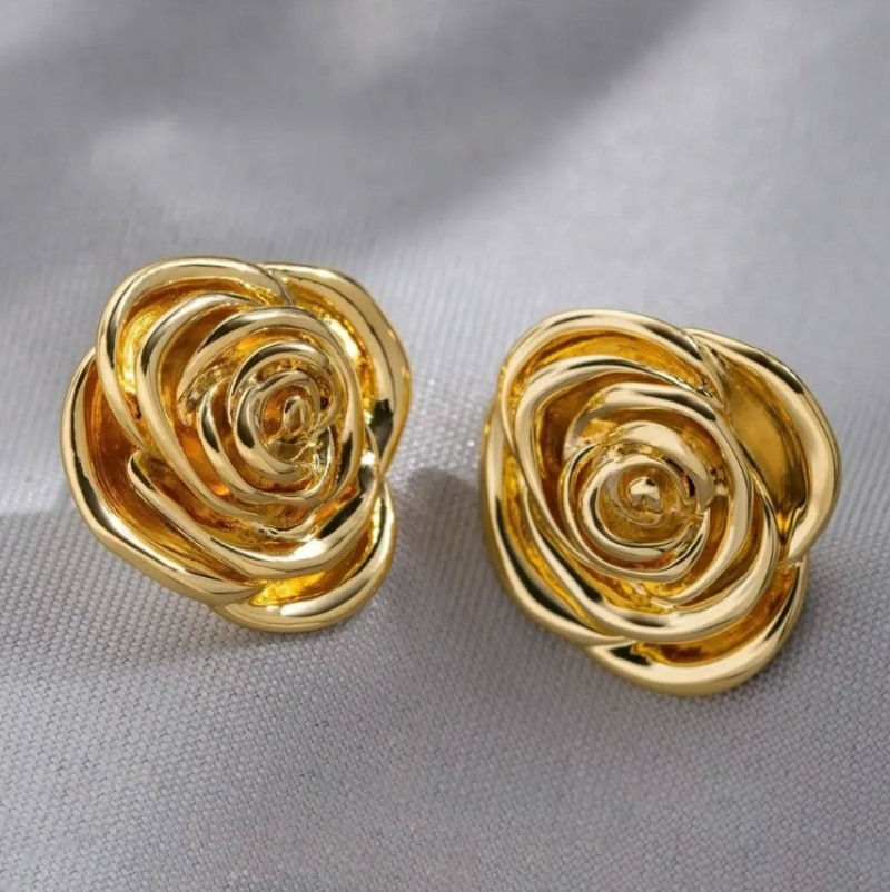 Brincos Botão de Rosa Dourado