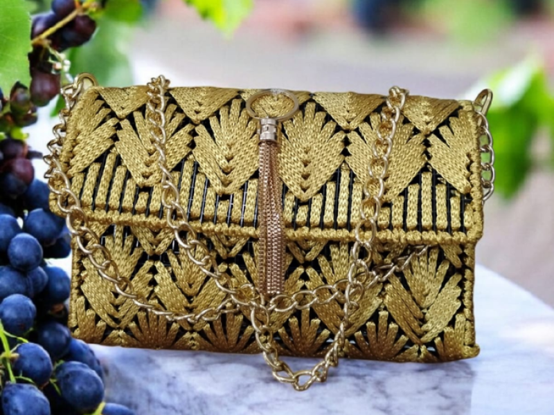 Bolsa Tiracolo Dourada